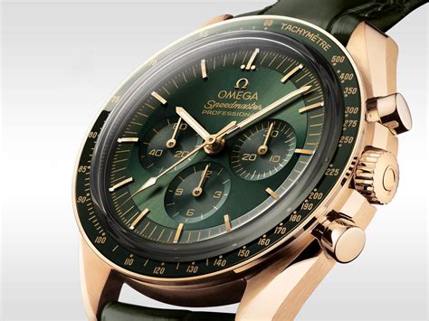 omega speedmaster sapphire bezel|speedmaster 38 moonshine gold.